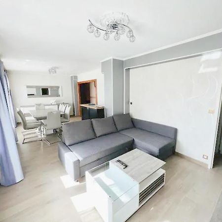 L'Amicale : 80 M², 6 Prs, 3 Ch, Centre Ville Dijon Luaran gambar