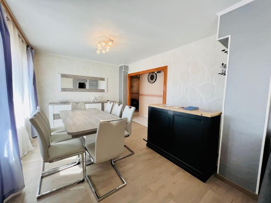 L'Amicale : 80 M², 6 Prs, 3 Ch, Centre Ville Dijon Luaran gambar