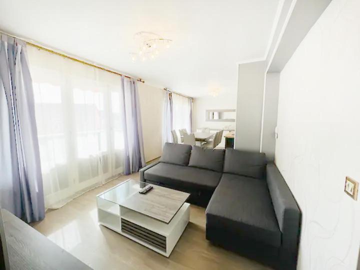L'Amicale : 80 M², 6 Prs, 3 Ch, Centre Ville Dijon Luaran gambar