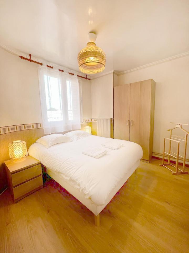 L'Amicale : 80 M², 6 Prs, 3 Ch, Centre Ville Dijon Luaran gambar